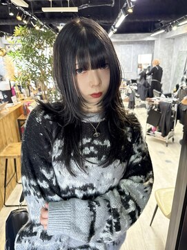 イコ(.ico) ロングウルフ 20代30代レイヤーカットマッシュウルフ