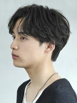 テン 心斎橋(tenn.) 難波フェザーパーマフェザーショートセンターパート20代緩め色気