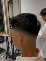 グルーマーズトウキョウ 渋谷店(GROOMER/S TOKYO)&nbsp;フェザーアップ　スキンフェード　フェード