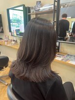 アルター(aL ter)&nbsp;ミディアムレイヤー［暗めカラー/デザインカラー］長野歌穂
