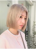 ボブミルクティーベージュブリーチダブルカラー堀江