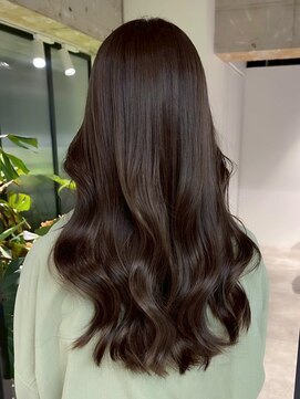 シオン(shion) 顔周りレイヤーおくれ毛ロング暗めカラー_ba566801