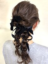 ベルクープ(BELLE COUPE)&nbsp;ツインポニーテールアレンジ