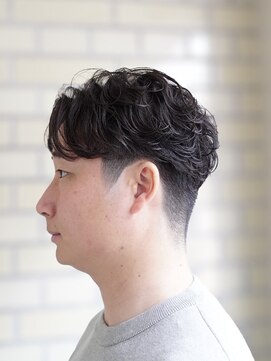 ダウズバーバーショップ 渋谷(dau's barber shop) センターパート 理容室 バーバー リクルート ビジネスヘア 短髪