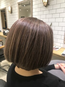 ヴィスコ(visco) 大人ハイライトメッシュボブ