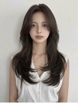 エレノア トーキョー 恵比寿(ELEANOAH TOKYO)&nbsp;前髪なし レイヤーカット　顔周り