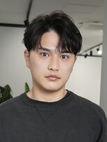 ログ(LOG)&nbsp;ナチュラルセンターパート フェザーパーマ メンズパーマ 高松