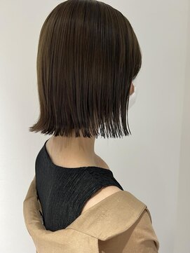 スケール(SCALE) 切りっぱなし顎下ラインボブ【髪質改善/カラー/ボブ】