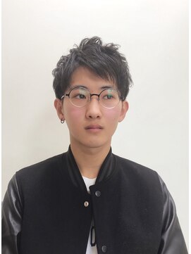 ケミカル 中庄店(KEMIKARU) ナチュラルツーブロック+ほんのりパーマ