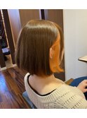 ベージュとオレンジの出会い
