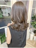 マロンベージュくびれミディアムツヤ感アップイルミナカラー