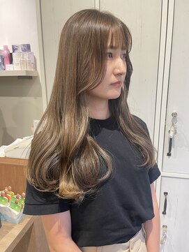 リム(RiM) 細めハイライト　韓国風スタイル　オリーブベージュ