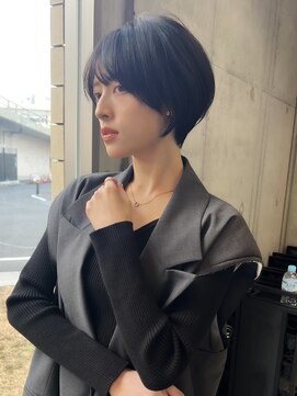 ロンドエニカ 大宮(Lond enika) 前髪パーマアッシュカラーレイヤーロンググレーベージュ[大宮]