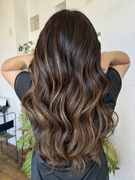 ソンリエ(SONRiE) 外国人風ハイライトカラー