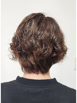 レリビー アウラ(LELiBE_'aula) ショートヘアー