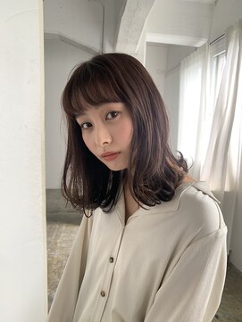 ドールヘアー(Doll hair) 派手すぎないナチュラルなラベンダーベージュ