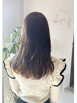 プロム(plom) 【松田担当】ミルクベージュ