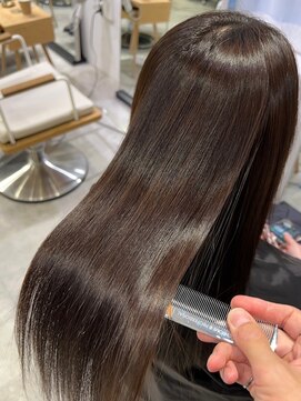 ノイ(noi) 髪質改善トリートメントミルクティーベージュカラーくびれヘア