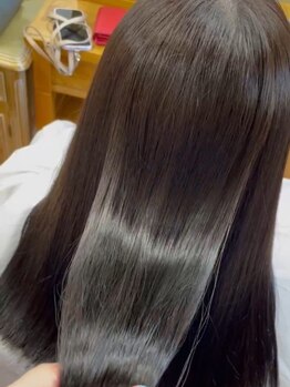 シェリーベル(Cherie belle)の写真/バイカルテ取り扱い☆髪の内側から補修し毛先まで潤いを◇ずっと触っていたくなる様なサラサラな艶髪に♪