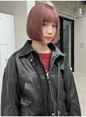 ミルクティピンク 透明感 切りっぱなしボブ 美髪 ケアブリーチ