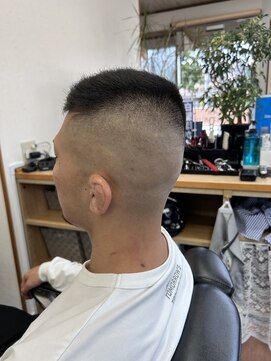 ヘアーサロンオギシマ ハイスキンフェード