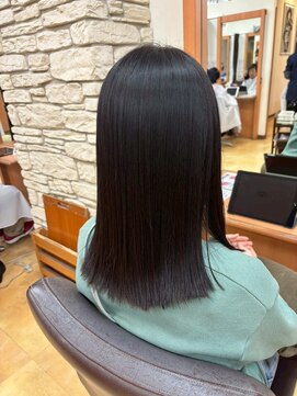 切りっぱなし外ハネ美シルエットこなれヘア20代30代40代