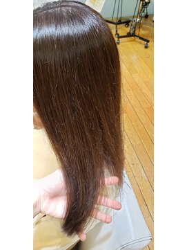 ファム 立町店(femme) シークレットハイライト白髪無し《山根みゆき》