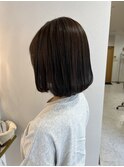 黒髪ワンレン内巻きワンカールまとまりやすいヘアスタイル