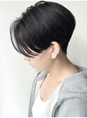 【morio原宿】黒髪ショート　前髪なし　ハンサムショート