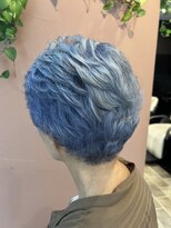 美容室むっしゅ ふんわりショート　おしゃれ染め