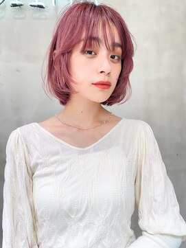 エイミー(Aimee) Aimee 町田　レイヤーボブ×チェリーピンク