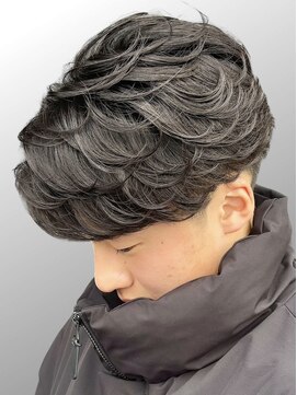 アノ(Ano.) 大分ニュアンスパーマセンターパートフェザーパーマ