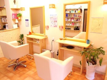 ヘアーズ アロハ(Hairs aloha)の写真/厳選された薬剤とオーナースタイリストの人柄が30代以上の大人女性に大人気☆緊張せずリラックス出来る♪