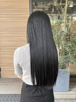 髪の状態に合わせて豊富なTRから選定◎髪に必要な栄養を補給し、毛先まで潤いたっぷりの艶めく美髪ヘアに♪