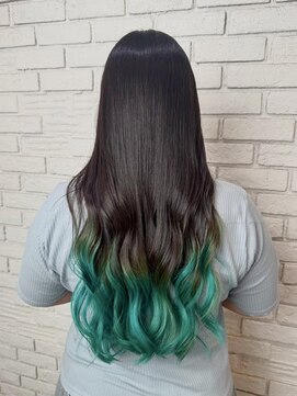 レーベン(Leben) #グラデーションカラー #グリーン #暗髪