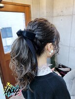 ラグズ 茅ヶ崎(LAGUZ) 【ヘアセット】 リボン高め♪柔らかポニーテール 茅ヶ崎