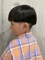 キリ 逗子(kiri) 逗子葉山キッズカットツーブロックマッシュショート刈り上げM328