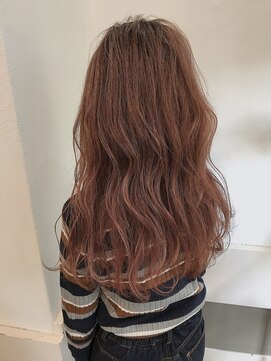 ジゼル(GiseL) ベージュピンク/ダブルカラー/ブリーチ/ハイトーン/髪質改善