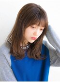 ナチュラルブラウンで大人可愛い