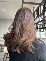 リバレッジ 広尾(Leverage)&nbsp;【広尾、恵比寿】担当：東田　外国人風かきあげレイヤーヘア