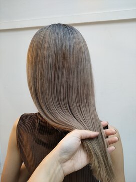 イヴァン アンド リズ 奈良店(IVAn & LIZ) #ミルクティーグレイジュ#ミルクティーカラー