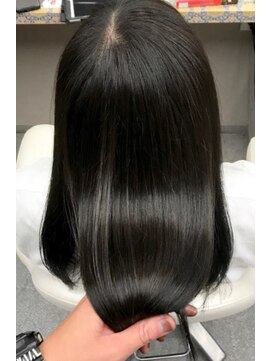 ヘアーアンドプレゼンツ ルコール 津田沼(hair&presents luCall) 白髪染め/髪質改善/ツヤ髪/カウンセリング/縮毛矯正【津田沼駅】