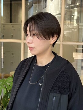 トマト(TOMTO) 【RENA】ハンサムショート_センター分け_くびれショート