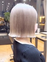 ロンドイディールバンダイ 新潟万代(Lond ideal) デザインカラー/ハイトーン/ダブルカラー/ボブ/前髪/新潟万代