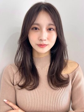 アンアミ シブヤ(Un ami shibuya) 【TOMI】かきあげ前髪で女性らしい上品なミディアムヘア