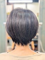 ジョカーレ(giocare)&nbsp;襟足すっきり、フォルムふんわりショート