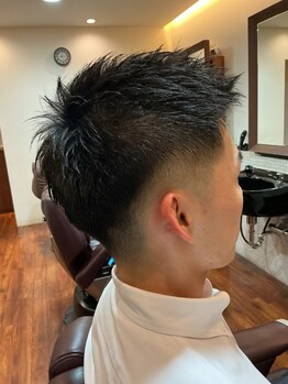 エーゼット(MEN'S HAIR AZ)の写真/【新大阪】平日限定シャンプーカット+眉カット¥3850清潔感のあるメンズヘアでビジネスシーンでも好印象に。