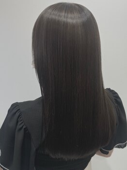 エムタニグチオーブ(M.TANIGUCHI o.r.b)の写真/【髪質改善】手触り抜群のサラサラストレートをダメージレスに…。気になるお悩みを綺麗に解消♪