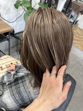 白髪ぼかしハイライト