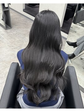 大人上品なブルーグレージュ